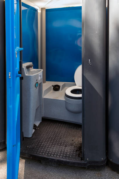 Best High-end porta potty rental  in Oak Grove, LA